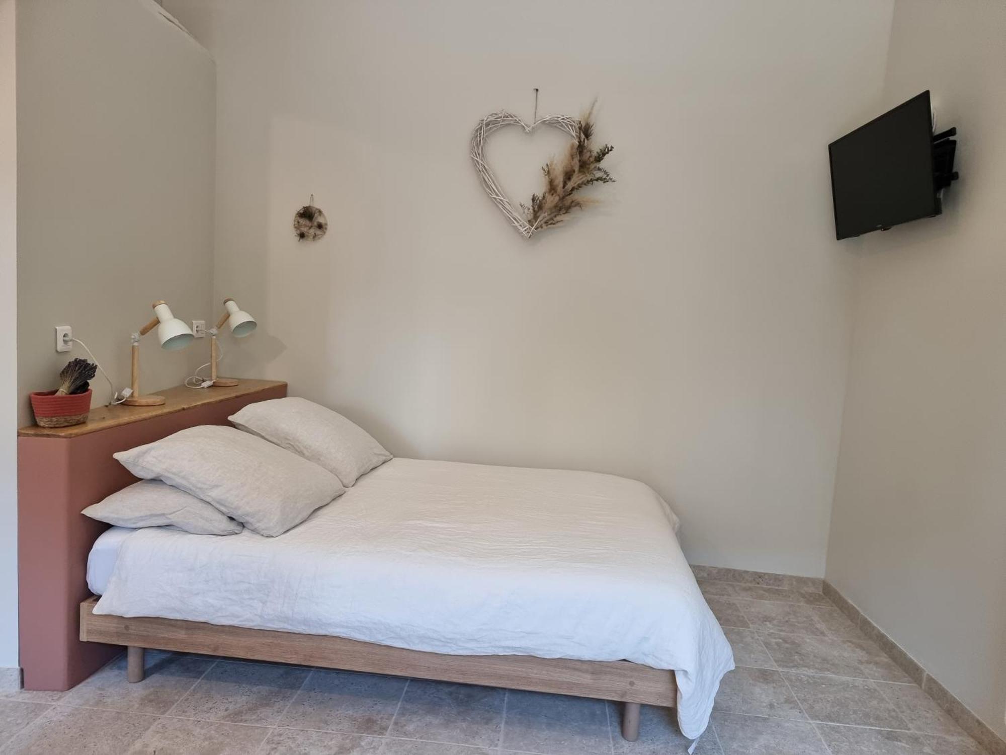 Casa de Férias Le Mazet, Des Lucioles En Provence *