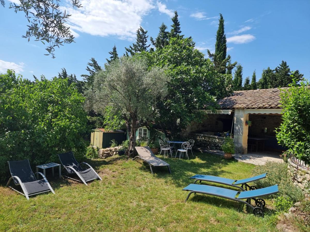 Le Mazet, Des Lucioles En Provence * Montségur-sur-Lauzon